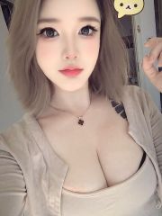 高挑白净嫩妹